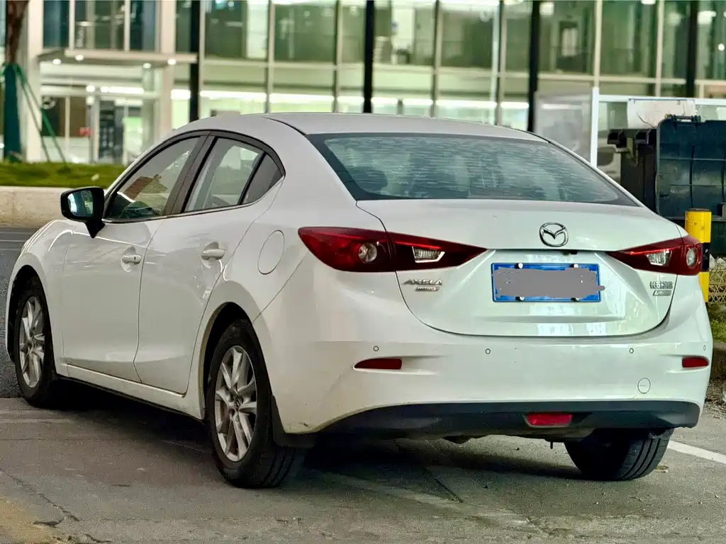Mazda 3 Axela — миниатюра 16