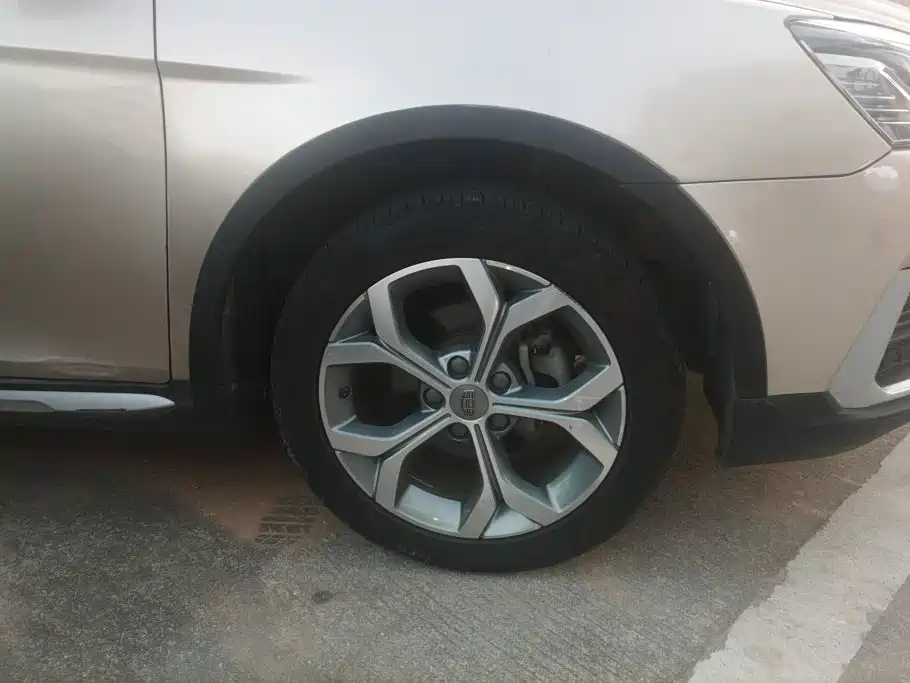Geely Vision S1 — миниатюра 6