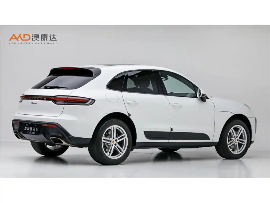 Porsche Macan — миниатюра 3