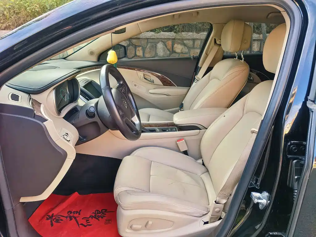 Buick LaCrosse — миниатюра 4