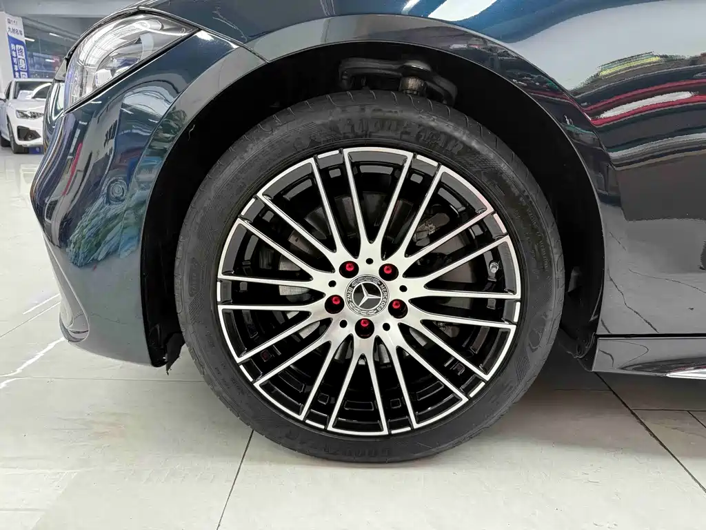 Mercedes-Benz C-Class — миниатюра 15