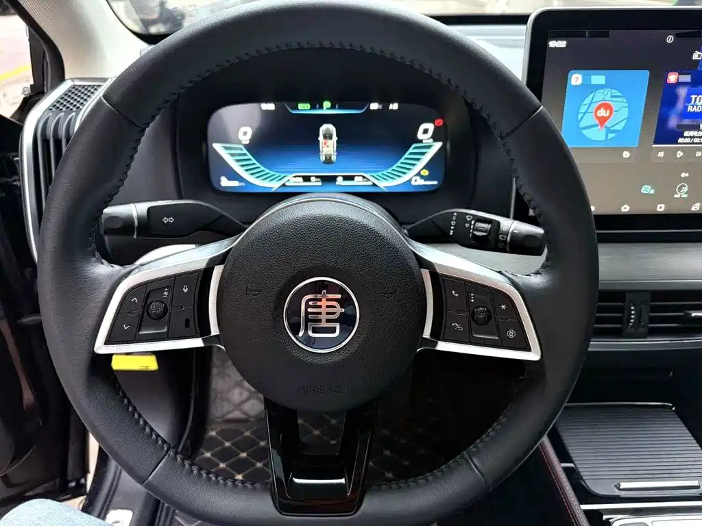 BYD Tang New Energy — миниатюра 11