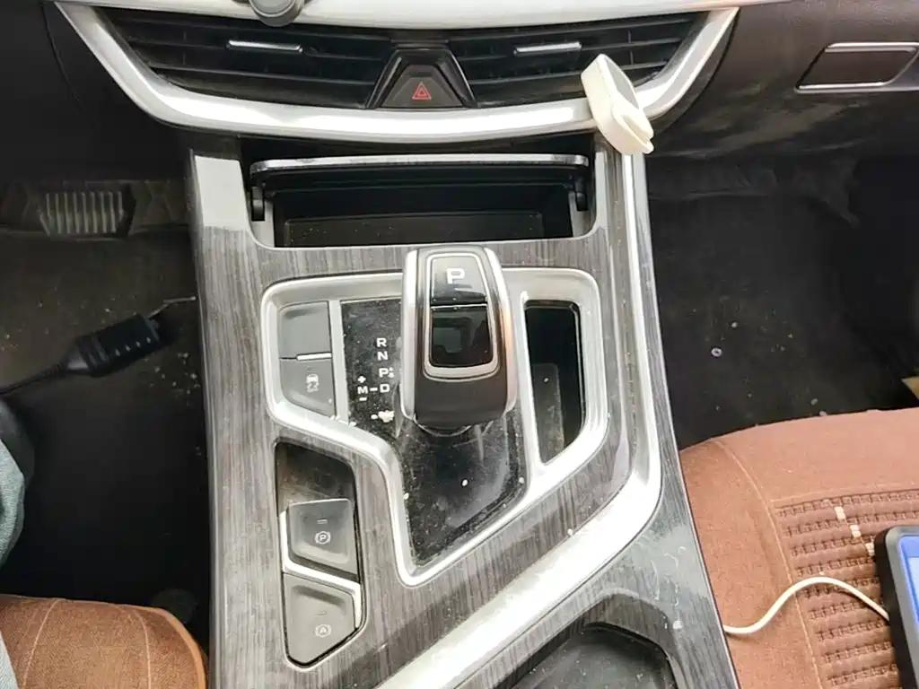 Geely Jia Ji — миниатюра 14