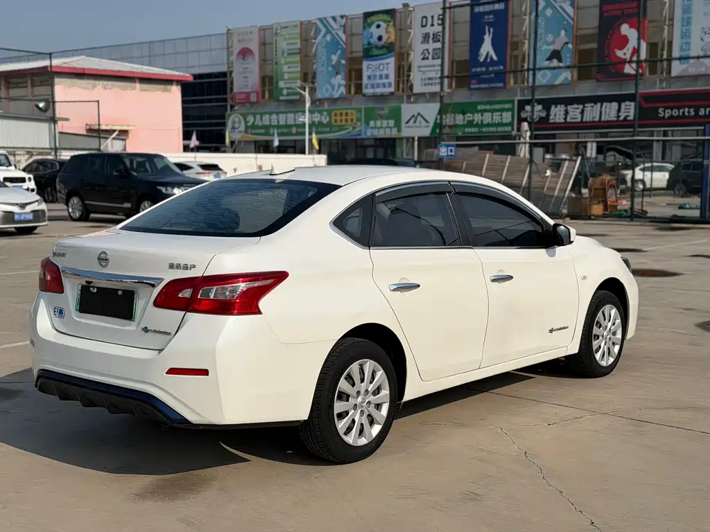 Nissan Sylphy EV — миниатюра 6