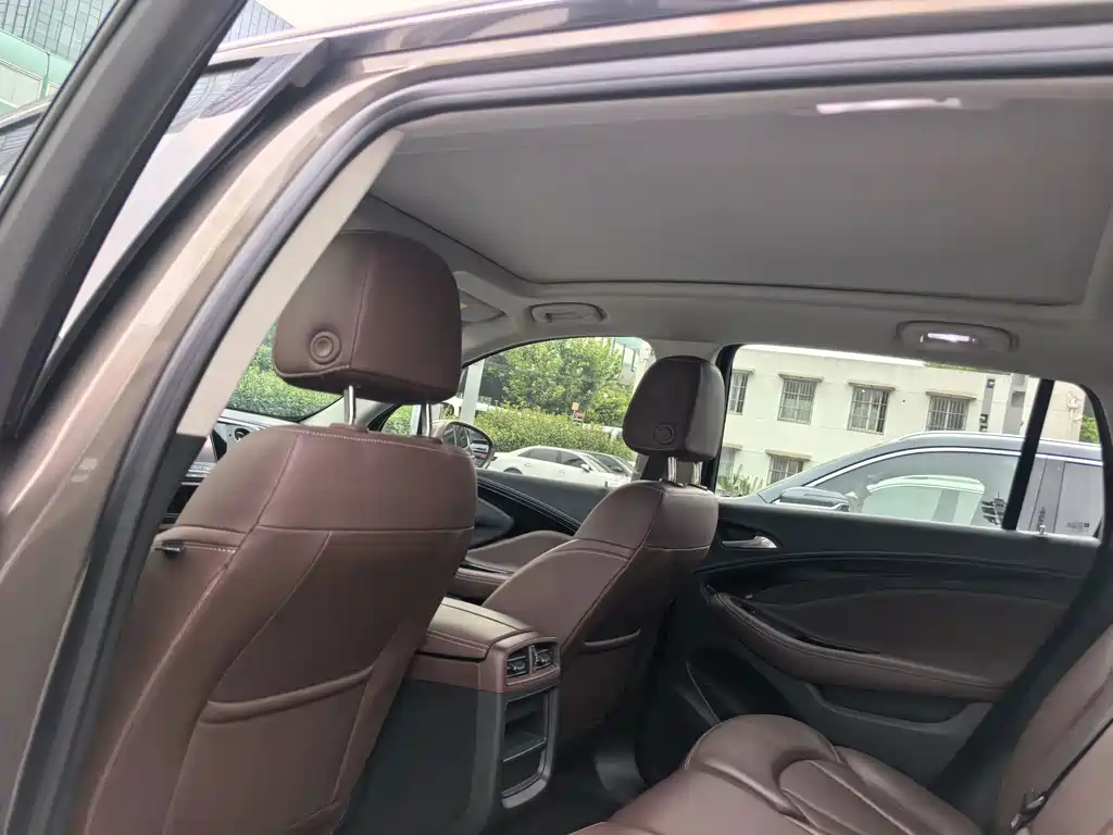 Buick Envision Plus — миниатюра 16
