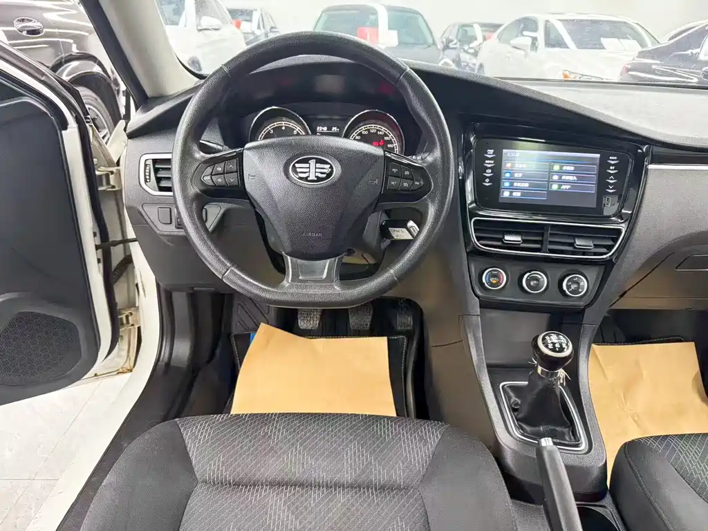 FAW Junpai A70 — миниатюра 16
