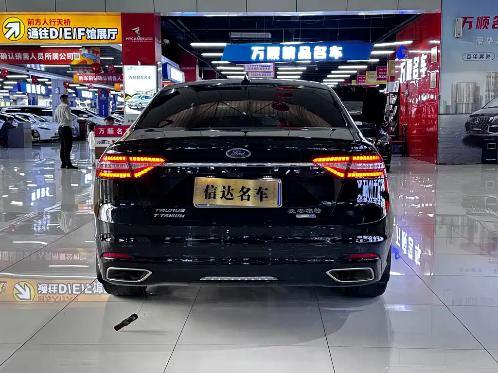 Ford Taurus 2019 EcoBoost 245 Premium