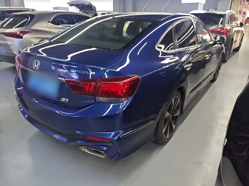 Honda Spirior — миниатюра 7