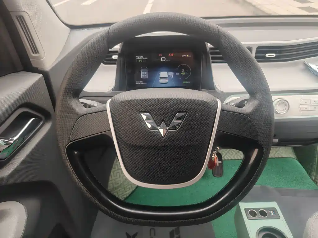 Wuling MINIEV — миниатюра 4