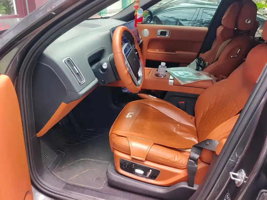 Li Auto Li L8 — миниатюра 9