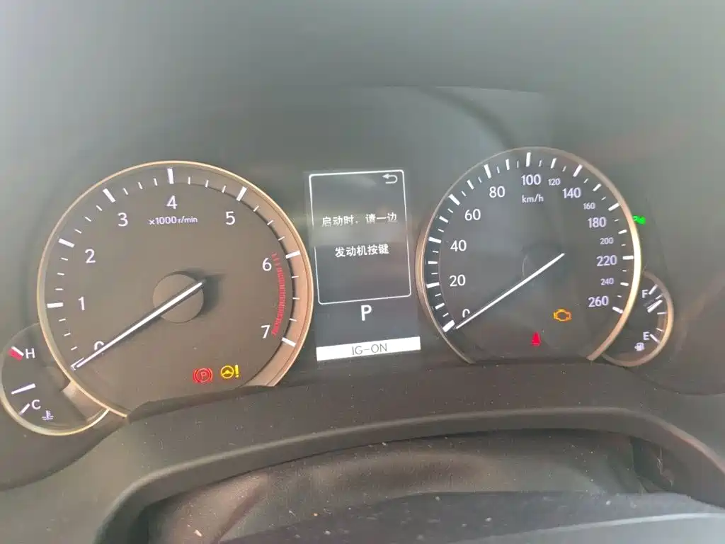 Lexus RX — миниатюра 4