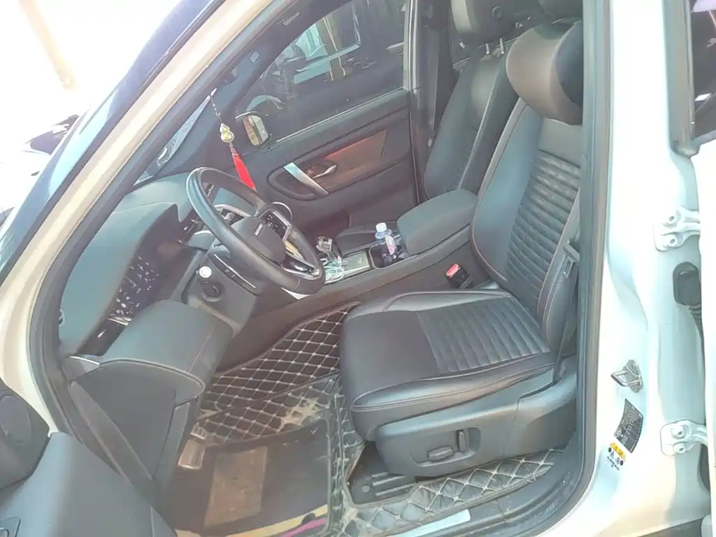 Land Rover Discovery Sport — миниатюра 15