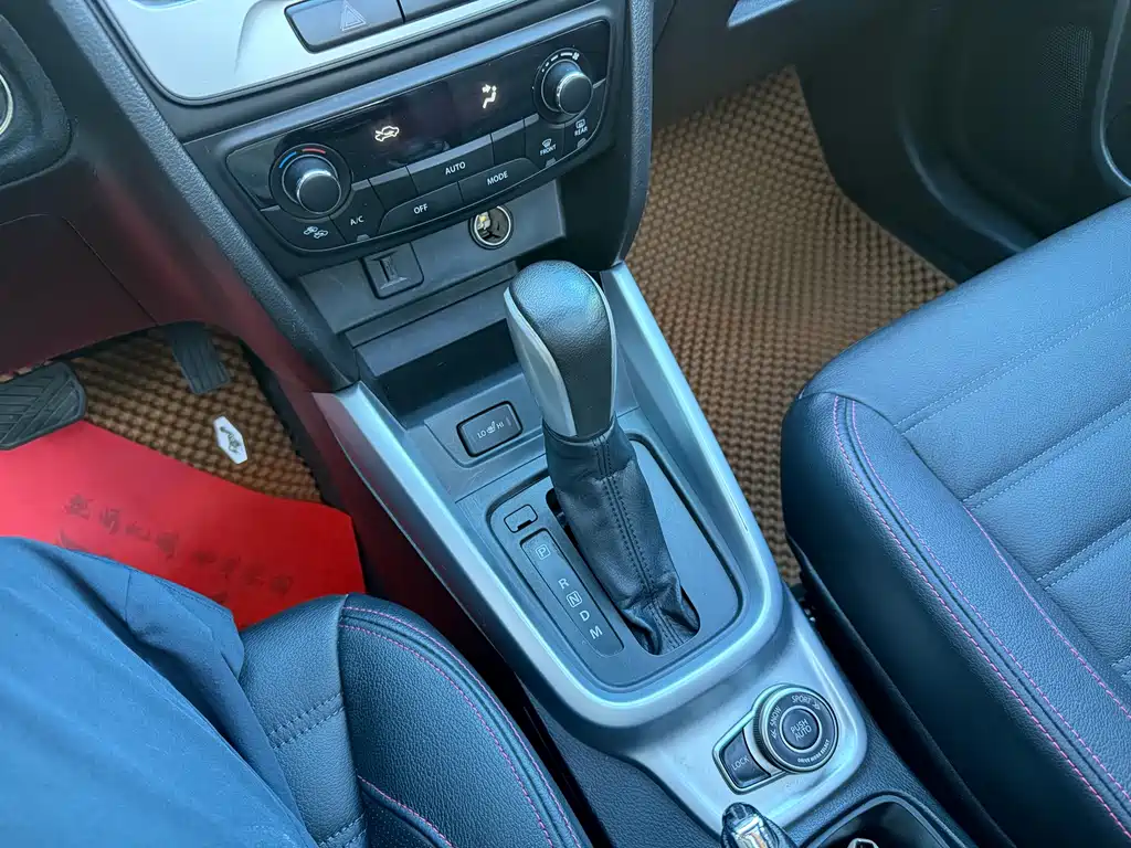 Suzuki Vitara — миниатюра 21