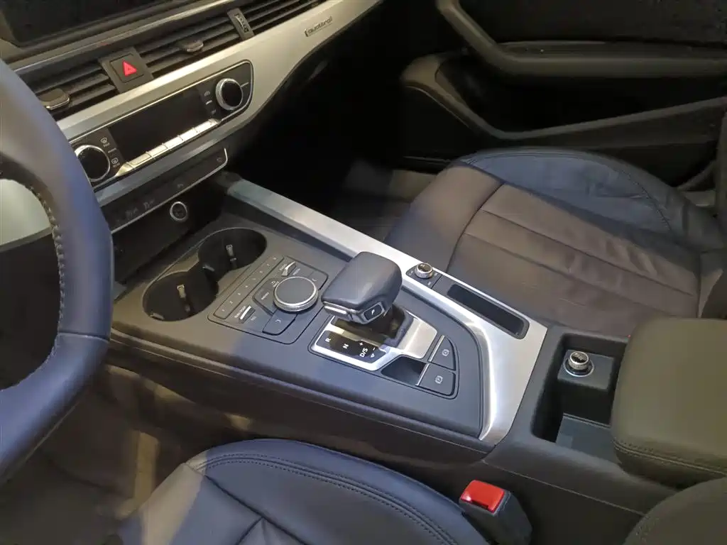 Audi A4L — миниатюра 15