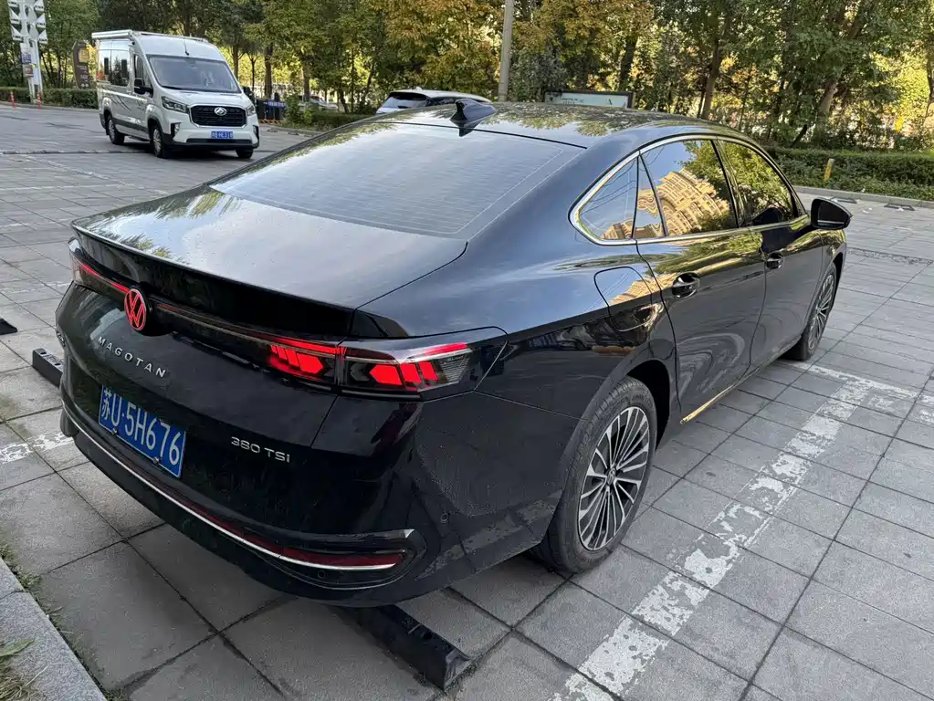 Volkswagen Magotan — миниатюра 6