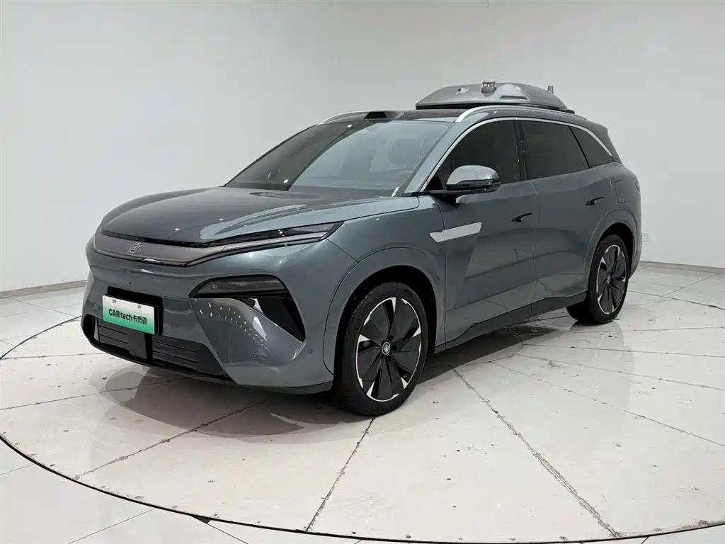 2025 BYD Tang - zdjęcie 1 z 9