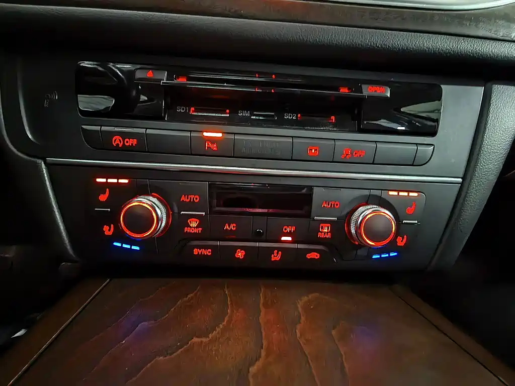 Audi A6L — миниатюра 10
