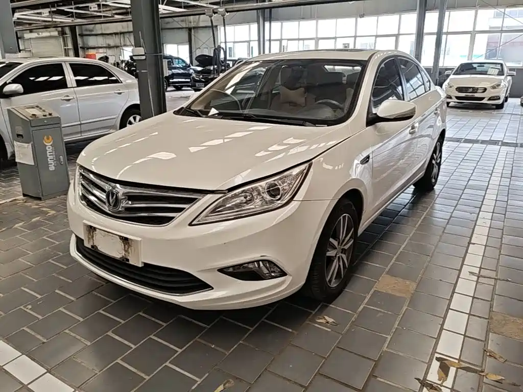 Changan Eado — миниатюра 2