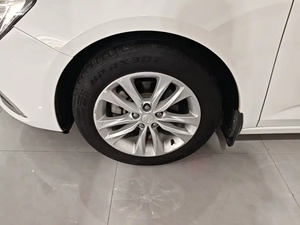 Buick Verano — миниатюра 23