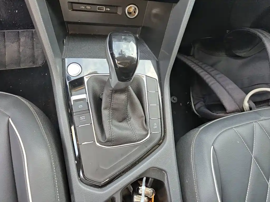 Volkswagen Tiguan L — миниатюра 14