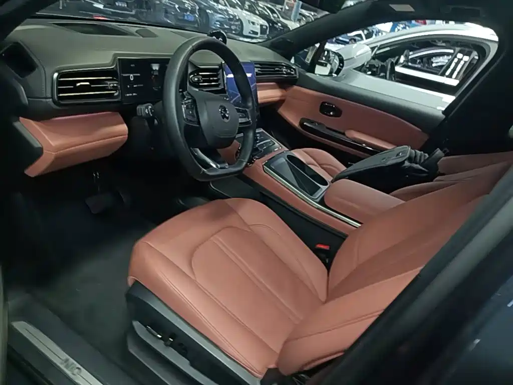 NIO EC6 — миниатюра 16