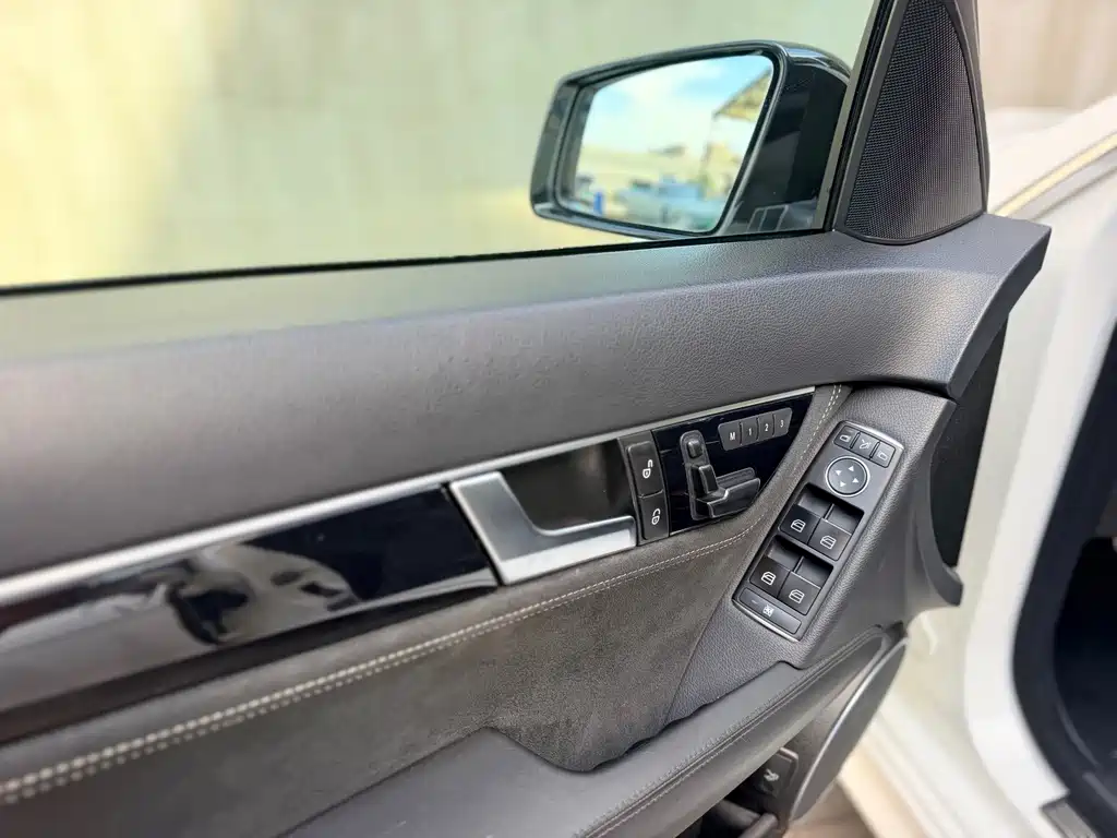 Mercedes-Benz C-Class AMG — миниатюра 15