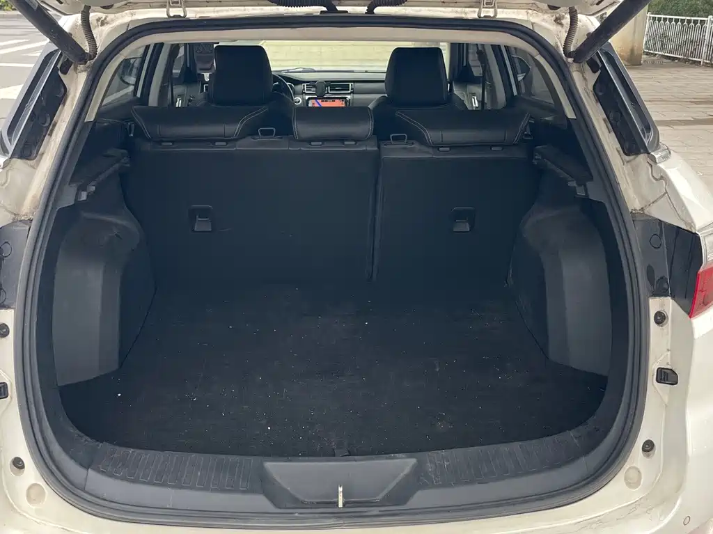 JIANGLING YUSHENG S330