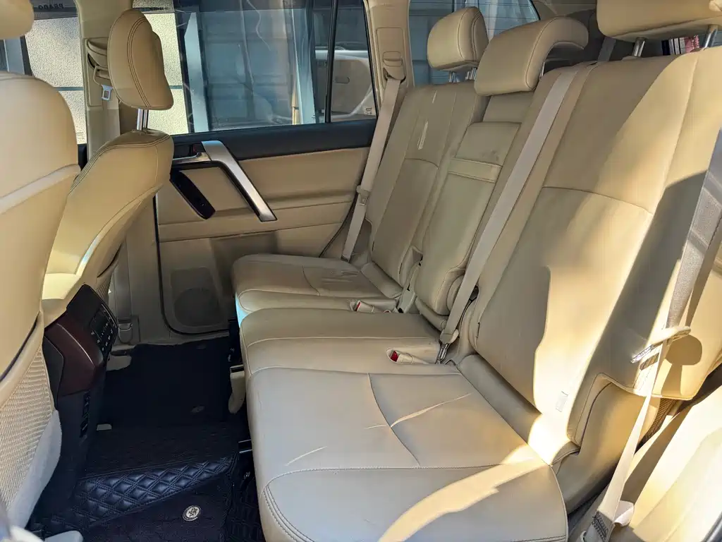 Toyota Prado — миниатюра 5