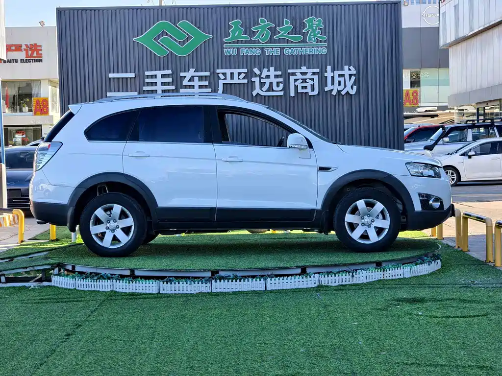Chevrolet Captiva — миниатюра 6