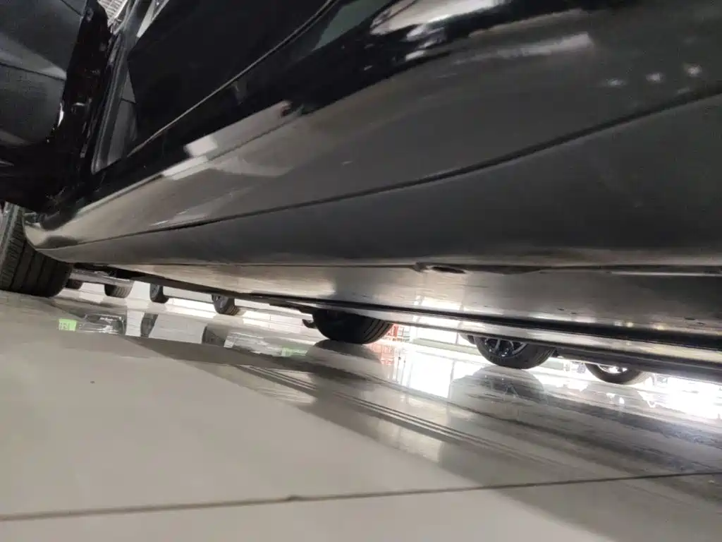 Tesla Model 3 — миниатюра 22