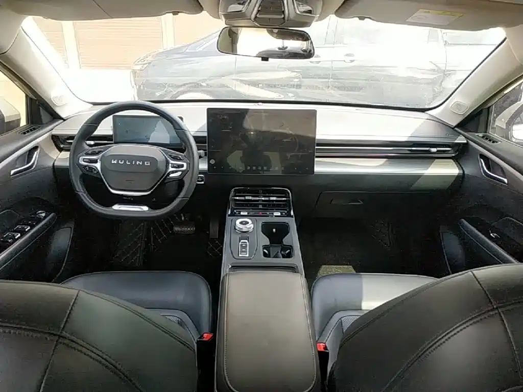 Wuling Xingguang — миниатюра 10