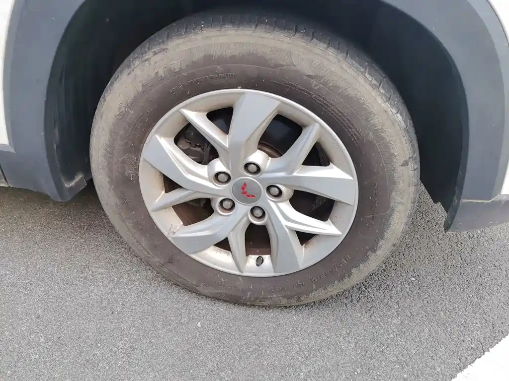 Wuling Hongguang S3 — миниатюра 24
