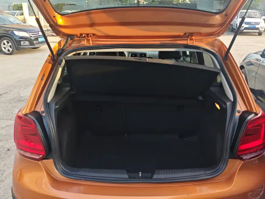 Volkswagen Polo — миниатюра 4