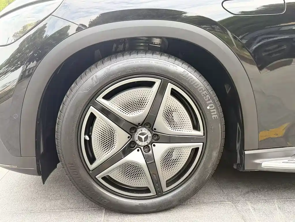 Mercedes-Benz EQE SUV 2026 500 4MATIC Flagship