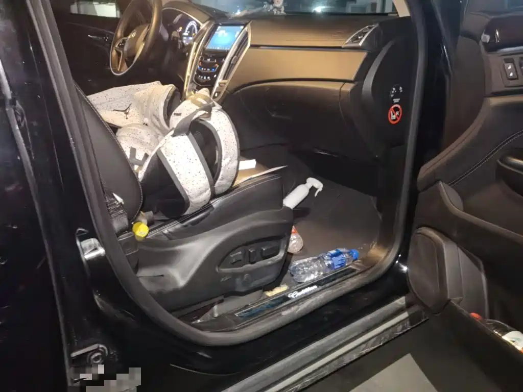 Cadillac SRX — миниатюра 19