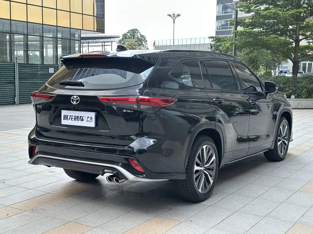 Toyota Crown Kluger 2024 2.5L HEV Flagship