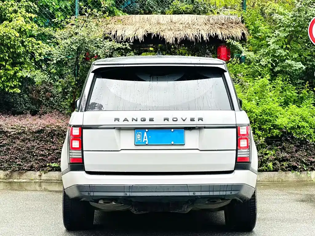 Land Rover Range Rover — миниатюра 7