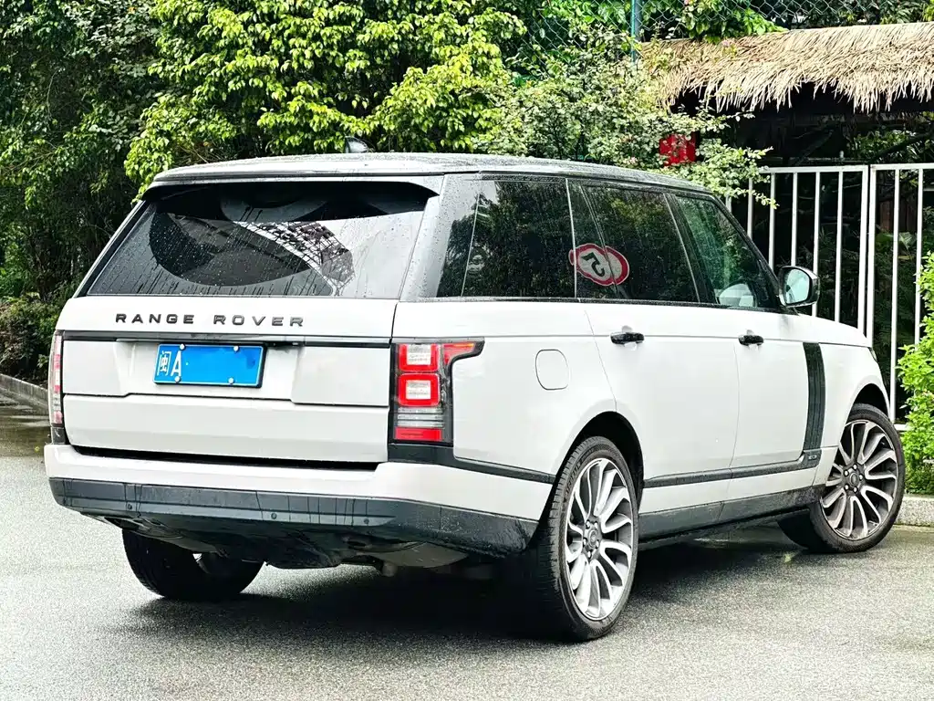 Land Rover Range Rover — миниатюра 8