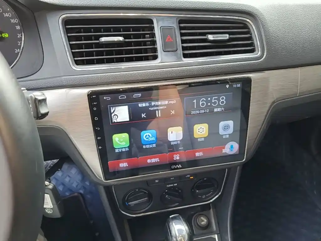 Volkswagen Lavida — миниатюра 13
