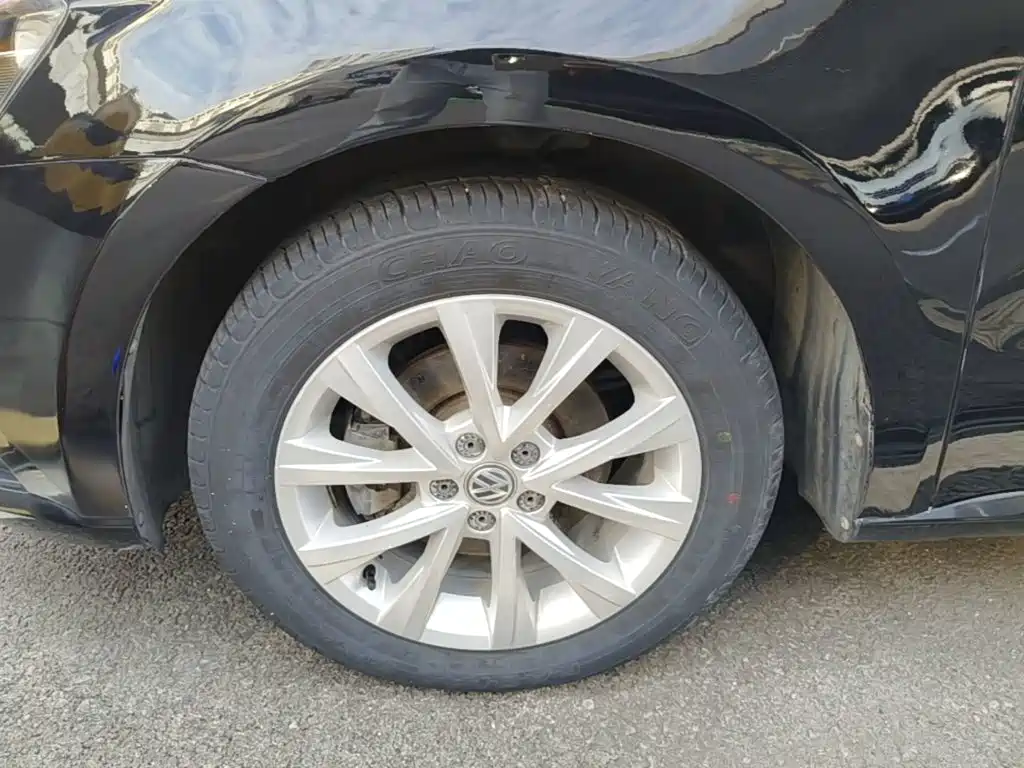 Volkswagen Lavida — миниатюра 23