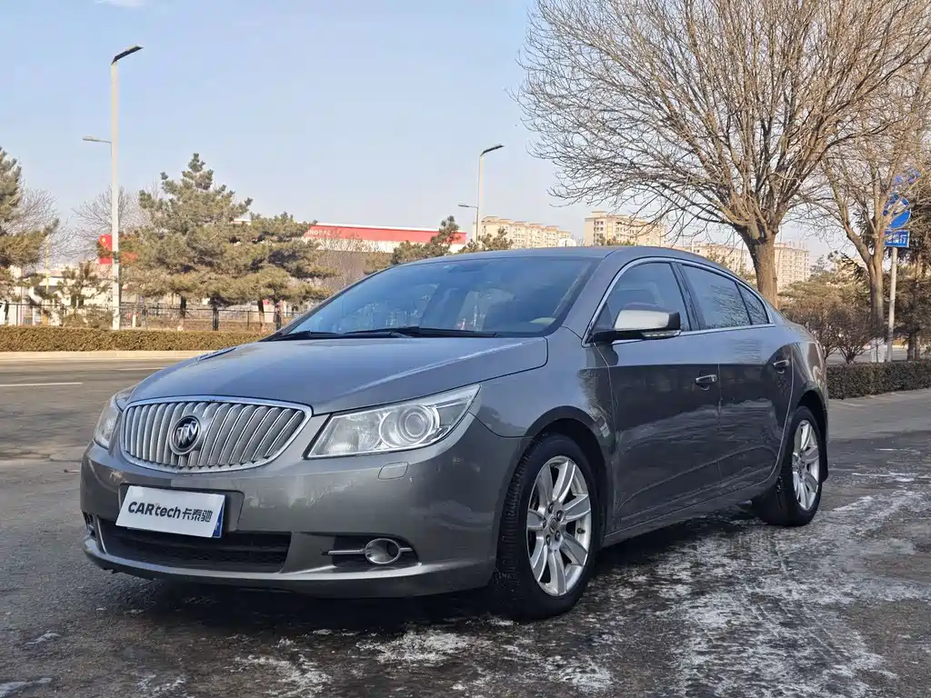 Buick LaCrosse 2012