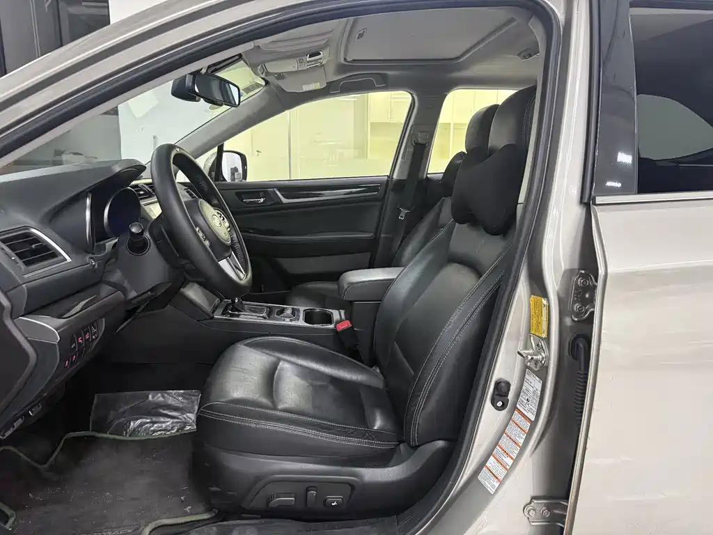Subaru Outback — миниатюра 11