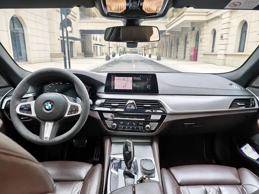 BMW 5 SERIES