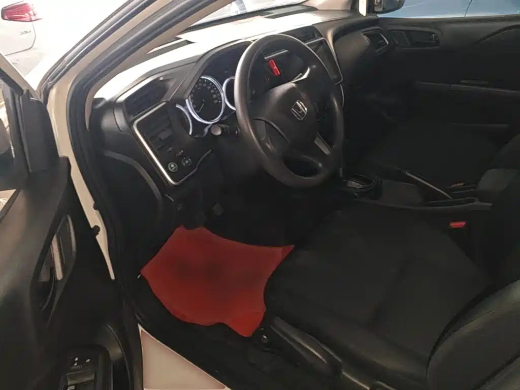 Honda City — миниатюра 16