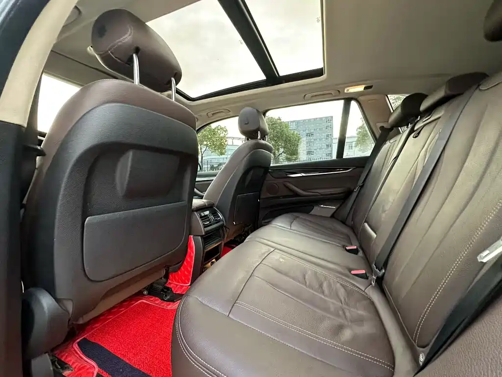 BMW X5 (Import) — миниатюра 4