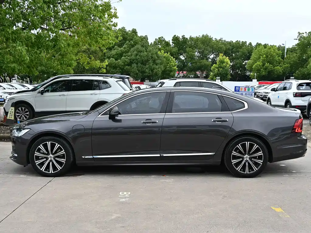 Volvo S90 PHEV — миниатюра 2