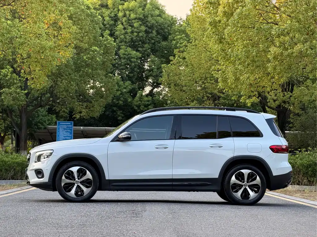 Mercedes-Benz GLB — миниатюра 5