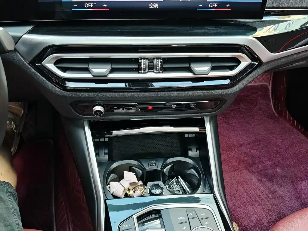BMW 3 Series — миниатюра 11
