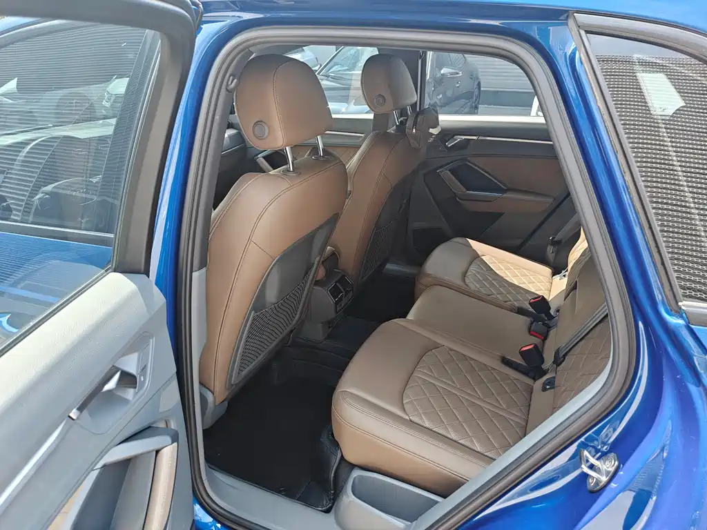 Audi Q3 — миниатюра 9
