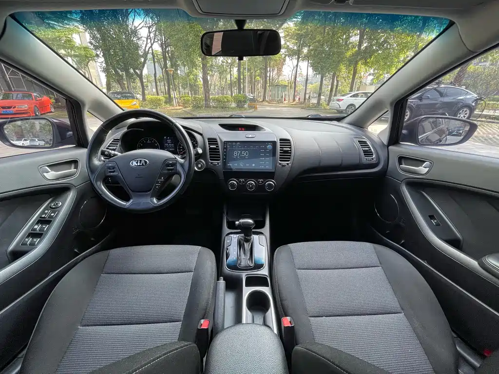 Kia K3 — миниатюра 5